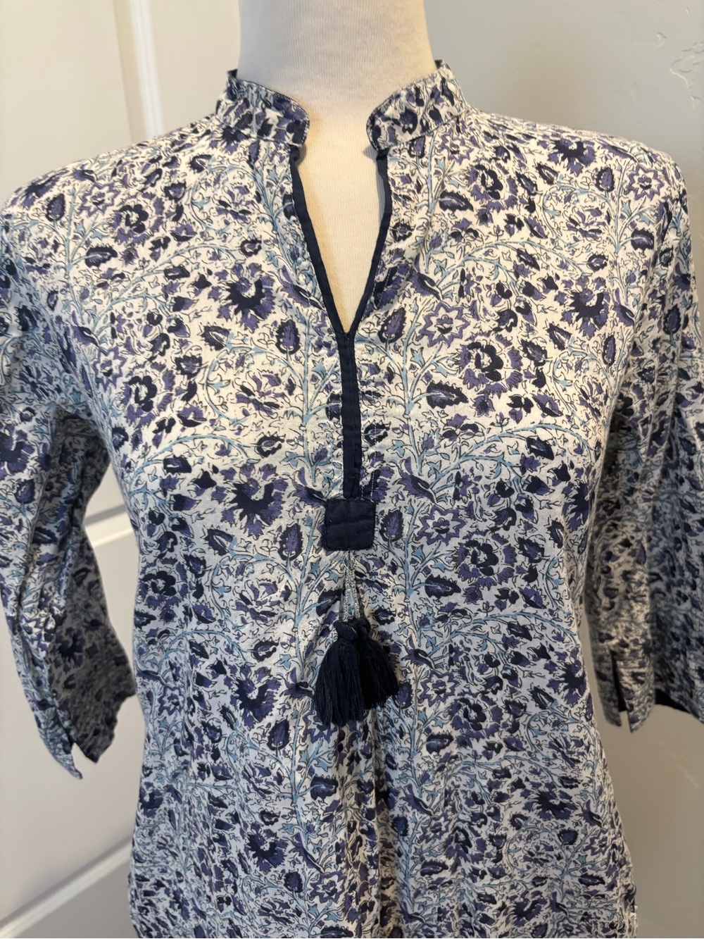 Beautiful Dolma Women’s Blue Floral Tunic/mini dress Size Medium